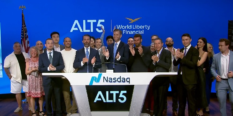 The Nasdaq bell-ringing ceremony for World Liberty’s deal with Alt5 Sigma, featuring Donald Trump Jr. and Eric Trump