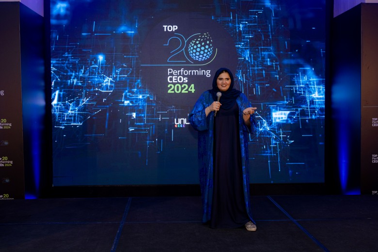 Dr Ayesha Bin Lootah at TOP 20 performing CEOs 2024 award