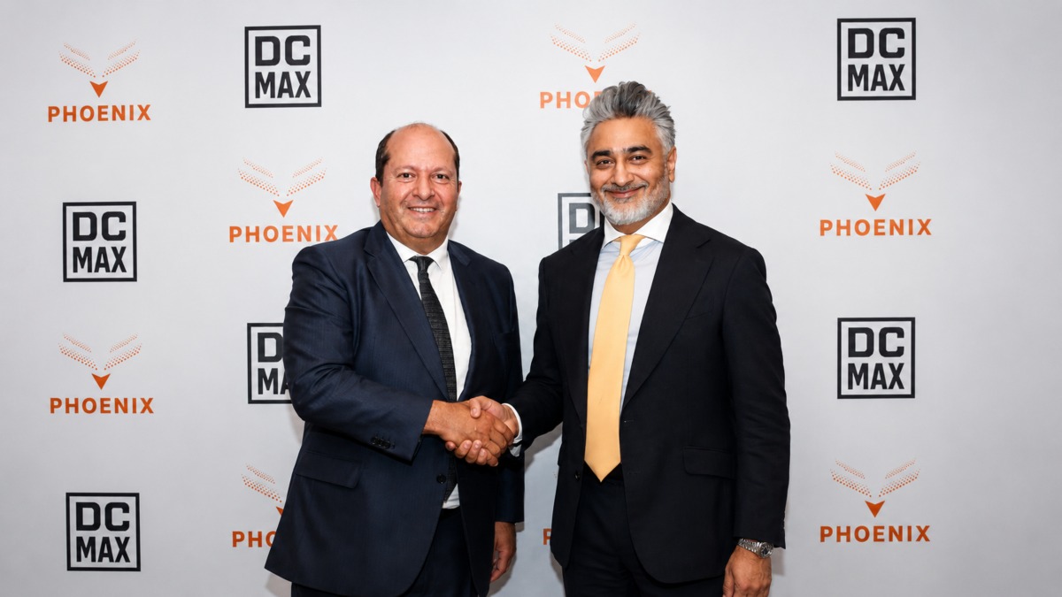 Matthias Luecker, Chairman of DC Max, and Munaf Ali, Co-Founder and GCEO of Phoenix Group, during the signing ceremony for the strategic partnership between Phoenix Group and DC Max to launch a European AI infrastructure platform anchored by the company’s first deployment in Lyon, France.